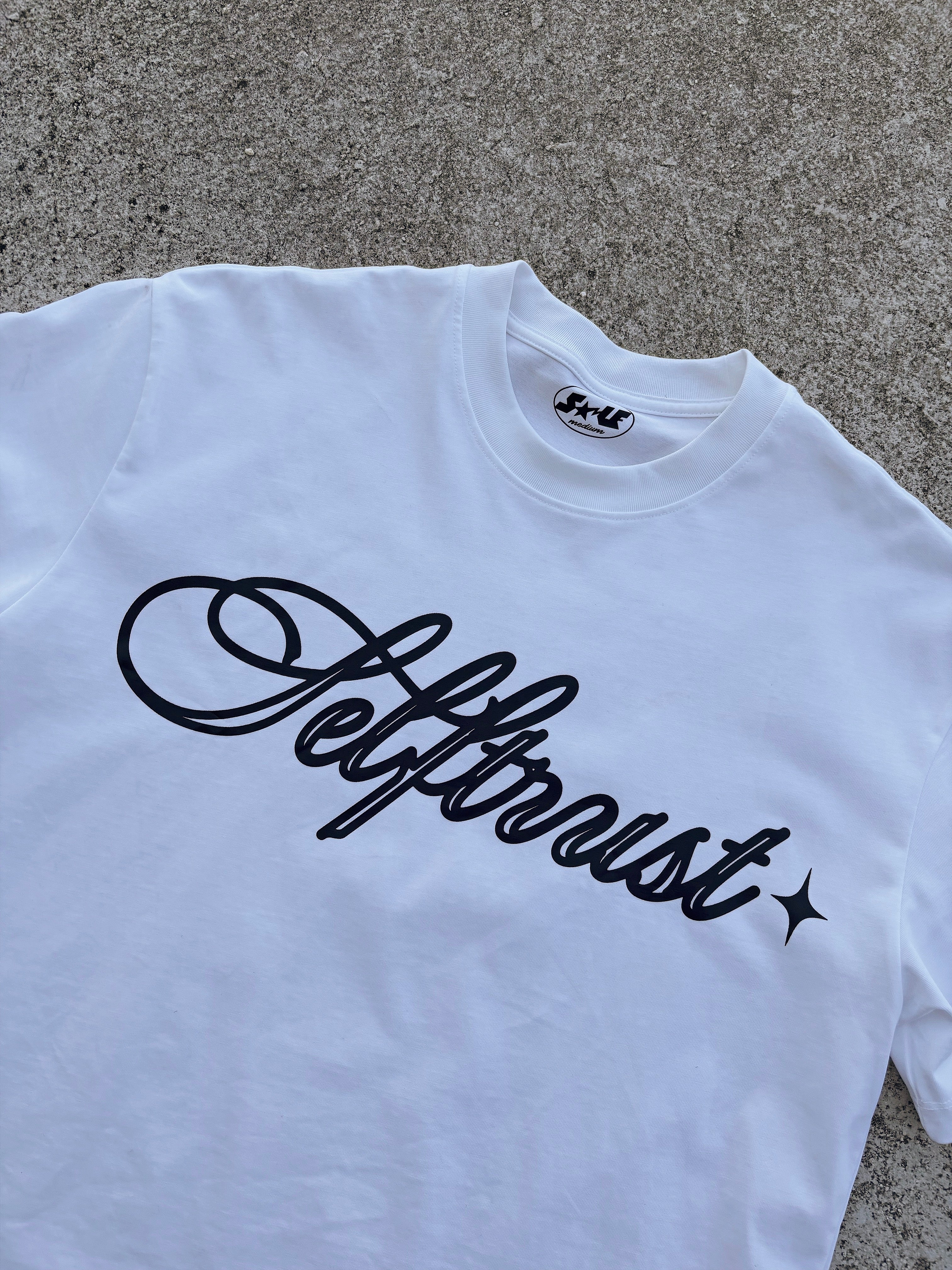 CONFIANZA TEE (Trust Collection)